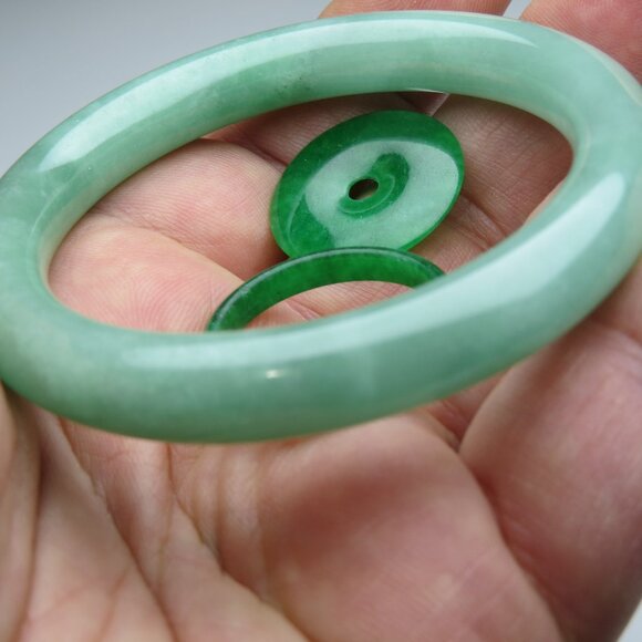 "Natural Jade bangle + FREE Jade Ring & Jade Donut 53mm" - Picture 3 of 3